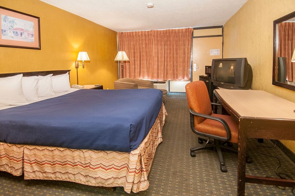 Rest And Relax Inn Pensacola Room photo